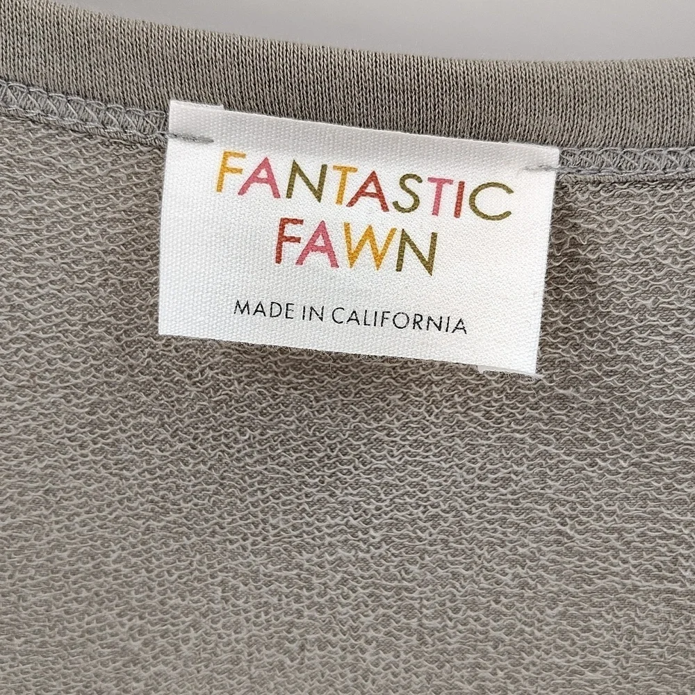 Fantastic Fawn Button Up Sleeveless Blouse Size Large Green V Neck Oversized